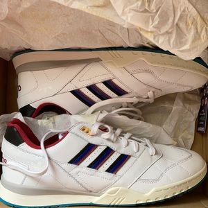 adidas AR Trainer Tennis Shoes White Blue EE5397